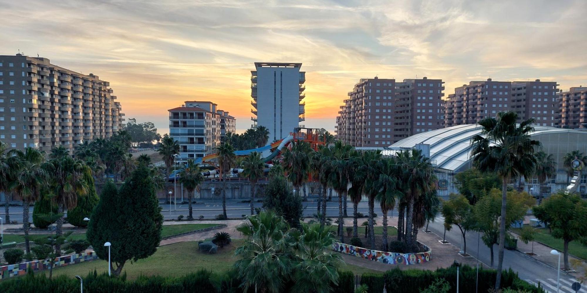 Apartamento Neptuno Sunrise Magic World Оропеса дел Мар Екстериор снимка